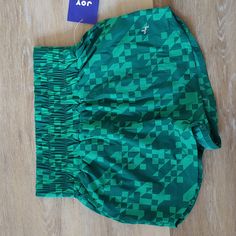 Size: Xxs Rise: 12.5" Waist Flat Across: 12" Inseam: 2.25" Condition: Nwt, No Rips, No Stains, From Smoke Free Home. Flat Lay Measurements. Ships Within 24 Hrs Except Weekends! I Love Offers! Green Athletic Shorts For Running In Spring, Spring Running Green Athletic Shorts, Green Running Shorts For Spring, Fitted Green Go-dry Shorts, Green Fitted Running Shorts, Fitted Green Running Shorts, Womens Sweat Shorts, Neon Yellow Shorts, Athleisure Shorts