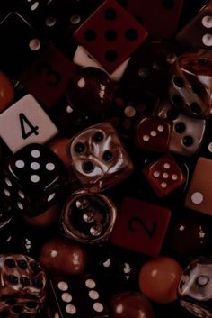 many dices and numbers are scattered together