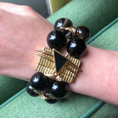 Luxury Formal Jewelry With Black Beads, Luxury Black Beads Jewelry For Formal Occasions, Luxury Beaded Onyx Jewelry, Luxury Onyx Beaded Jewelry, Luxury Onyx Bracelets For Formal Occasions, Luxury Onyx Bracelet For Formal Occasions, Gold Bead Bracelet, Gold Bead Bracelets, Black Agate