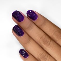 Deep Purple Sparkle Nails, Purple Sparkle Nails, Vegas Outfits, Nail Types, Nail Shimmer