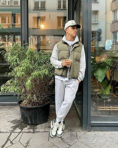 Fall Outfits Men Streetwear, Streetwear Winter Outfits, Winter Streetwear Outfits, Winter Outfits Men Streetwear, Winter Outfits For Men, Kitchen Decoration Ideas, Mens Fall Outfits, Japan Outfits, Outfits Men Streetwear