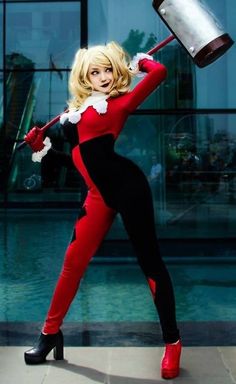 Pose Mannequin, Dc Cosplay, Harley Quinn Costume, Black Costume, Female Pose Reference, Harley Quinn Cosplay, Figure Poses, Poses References