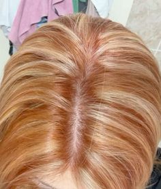 Blonde Streaks In Ginger Hair, Blonde Highlights On Orange Hair, Natural Ginger Hair Dye Ideas, Pink Highlights In Auburn Hair, Ginger Hair Blonde Highlights Curly, Ginger Hair And Blonde Highlights, Ginger Hair With Tinsel, Highlights Orange Hair