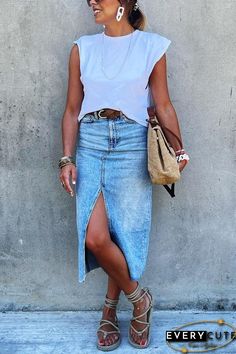 Fashion Slit Regular High Waist Type H Solid Color Bottoms Denim Skirt Outfit Summer, Looks Total Jeans, Denim Midi Skirt Outfit, Long Denim Skirt Outfit, Rok Outfit, Midi Skirt Outfit, Denim Skirt Outfits, Long Denim Skirt, Looks Chic