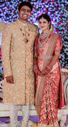 Pakistani Dresses Wedding, Dress Pakistani, Wedding Saree Blouse, Wedding Saree Blouse Designs, Telugu Wedding, Wedding Saree Collection, Wedding Photoshoot Poses