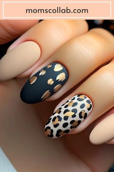 For the confident woman ready to embrace her inner boss and exude luxury with every gesture, we present unparalleled mob wife nail designs Fall Design Nails 2024, Elegant Leopard Nails, Fall Leopard Nails Short, Autumn Leopard Print Nails, Leopard Dip Nails, Fall Fun Nails, Fall Leopard Nail Designs, Animal Print Nail Art Leopards, Wrestling Nails