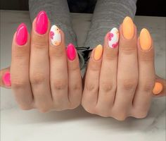 Orange Nails With Daisies, Preppy Valentines Day Nails, Blue Pink And Orange Nails, Pink And Orange Valentines Nails, Orange Valentine Nails, Pink Grapefruit Nails, Pink Orange And White Nails, Round Nail Inspiration, Pink Yellow And Orange Nails