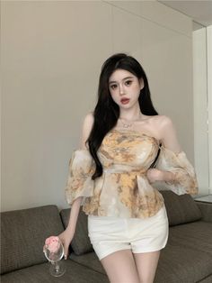 SPECIFICATIONSBrand Name: ezgagaStyle: StreetwearElasticity: Medium StrecthOrigin: Mainland ChinaCN: GuangdongFabric Type: BroadclothMaterial: POLYESTERPattern Type: FloralFit Type: slim fitThickness: StandardClothing Length: short£¨4-16inch£©Age: 18-24 Yellow Fitted Off-shoulder Tops, Fitted Off-shoulder Yellow Tops, Halter Shirt, Layered Mini Skirt, French Women Style, Flower Blouse, Summer Crop Tops, Elegant Shirt, Lantern Sleeve