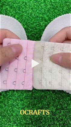 + ✓✓ shoe lace patterns vans, shoe lace patterns, shoe lace patterns for 5 holes, shoes..! Old Bras, Sewing Machine Basics, Cat Litter Box Furniture, Diy Apartment Furniture, Bedroom Crafts, Cat Furniture Diy, Shoe Lace Tying Techniques, Summer Dresses For Wedding Guest, Oddly Satisfying Videos