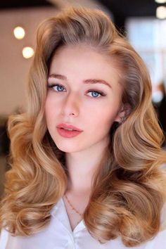 Dark Blonde Hair Color Ideas, Gold Blonde Hair, Golden Blonde Hair Color, Honey Highlights, Warm Blonde Hair, Honey Blonde Hair Color, Dark Blonde Hair Color, Golden Blonde Hair, Blonde Hair Color Ideas