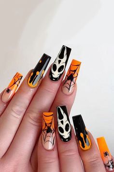 Nail Art Halloween, Halloween Manicure, Unghie Sfumate, Unghie Nail Art, Halloween Fest, Halloween Press On Nails, Halloween Acrylic Nails, Nagellack Trends, Long Press On Nails