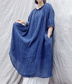 "【Fabric】 Linen lining cotton 【Color】 Blue, red, Army Green, Bean Paste 【Size】 Shoulder width is not limited Shoulder + sleeve length 40cm/ 16\" Bust 140cm / 54\" Length 110cm / 42\" Note: the effect of each monitor is different, there will inevitably be color difference, please pay attention to the buyer. Washing & Care instructions: -Hand wash or gently machine washable do not tumble dry -Gentle wash cycle (40oC) -If you feel like ironing (although should not be necessary) , do it with steam o