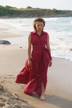 The most versatile long linen dress is finally here! Crafted in beautiful burgundy color, this summer dress is designed to boost you mood and make you the queen of the party. Made from high quality pure linen, the summer maxi dress, featuring a smart collar and hidden button closer flows and flares, providing the breezy feeling you need. You can wear it loosely or accentuate your waistline with the included linen belt in the same color. This linen clothing is meant to flatter every body type and Kaftan Dress Boho, Linen Belt, Maxi Dress Linen, Long Linen Dress, Summer Linen Dresses, Boho Summer Dresses, Linen Clothing, Cottagecore Dress, Dress Linen