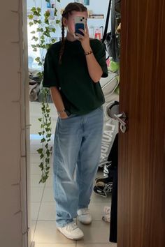 Outfit Inspirations Tomboy, Plain Tshirt Outfit, Baggy Style Woman, Baggy Summer Outfits, Baggy Tshirt Outfit, Casual Outfit Ideas, Outfit Inspo Casual, Tomboy Style Outfits, Looks Street Style