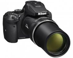 the nikon d700 digital camera is shown