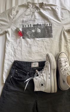 White Converse Outfit High Top, Plain Tshirt Outfit, White Converse Style, Outfit Ideas Converse, Converse Outfit Summer, Converse Fits, White Converse Outfits, Converse Fashion, Ootd Aesthetic