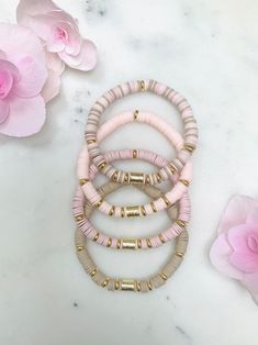 Solid Fade Bracelet Heishi Accent Bracelet Custom Bracelet - Etsy Venezuela Pink Heishi Bracelet, Pink Clay Bracelet Ideas, Neutral Clay Bead Bracelets, Pink Bracelet Ideas, Bracelets Ideas Beaded, Heishi Bracelet Ideas, Neutral Bracelet, Bracelets Heishi, Neutral Bracelets