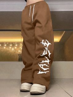 Coffee Brown  Collar  Fabric Graphic Straight Leg Embellished Slight Stretch  Men Clothing Sweat Pants Aesthetic, Streetwear Fashion Sweatpants, Brown Sweatpants Outfits, All Brown Outfit, Comfy School Outfits, Street Style Outfits Casual, Men Sweatpants, Hipster Pants, Free Pants