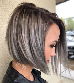 Straight and Sleek Strands Blond Model, Silver Hair Highlights, Blonde Balayage Bob, Brown Bob, Going Grey, Ash Blonde Balayage, Silver Hair Color