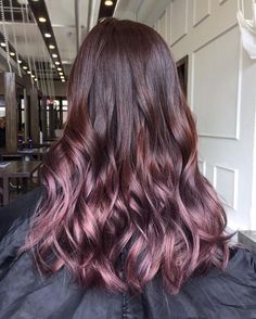 Purple Balayage, Hair Color Plum, Pink Ombre Hair, Plum Hair, Gold Hair Colors, Brown Ombre Hair, Long Dark Hair, Pink Highlights, Trendy Hair Color