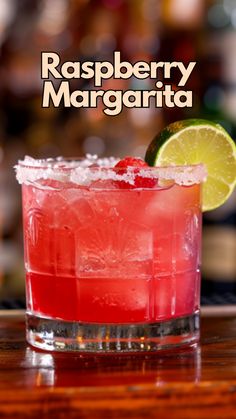 Raspberry Margarita, Raspberry Cocktail, Flavored Margaritas, Summer Drinks Alcohol, Tequila Margarita, Sour Cocktail, Margarita Cocktail, Fruity Drinks, Fresh Raspberries