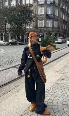 #fashion #ootd #sofiamcoelho Andro Style, Timberland Outfits Women, Timbs Outfits, Look 2023, Summer Swag Outfits, Autumn Walk, Mode Zara, Fits Aesthetic, Cool Outfit