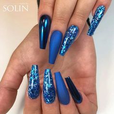 Nail Art Bleu, Blue Stiletto Nails, Retro Nails, Blue Acrylic Nails, Nails Now, Blush Nails, Blue Nail Designs, Blue Nail, Ballerina Nails