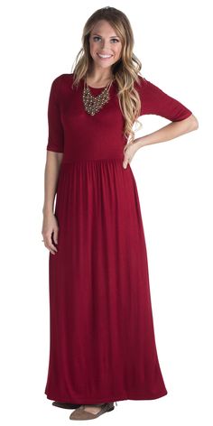 Every girl needs AT LEAST one solid maxi dress in her closet! This casual, comfortable dress is availabe in 5 gorgeous shades! JenClothing Half Sleeve Modest Maxi Dress in Deep Red, on sale ONLY $39.99! Office Street Style, Street Style Ideas, Modest Maxi Dress, Solid Maxi Dress, Flower Maxi Dress, Modest Maxi, Denim Maxi Dress, Modest Wear, Sun Dried