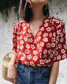 Ideas para combinar un bolso tipo cesta Diy Vetement, K Fashion, Mode Inspo, Mode Vintage, Mode Inspiration, Outfit Casual, Looks Vintage, Street Styles, Fashion Street