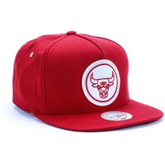 the chicago bulls red snap back hat is shown