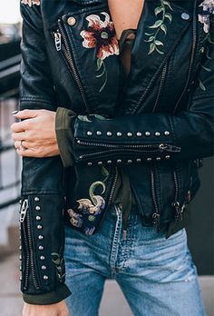 Rock 'n' Roll Style ☆ Embroidered floral moto jacket and denim Jackets Grunge, Narrow Shoulders, Narrow Hips, Insta Bio, Rock N Roll Style, Hollywood Actors, Embroidered Leather