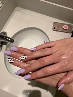 Purple Nail Design, Purple Cow Print, Nails Lilac, Country Acrylic Nails, Snake Nail, Nail Tattoos, Pastel Nails Designs