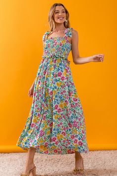 Smocked Dress, Floral Ruffle, Floral Midi Dress, Cami Dress, Look Chic, Ruffle Trim, Denim Dress, Jumpsuit Dress, Smocking