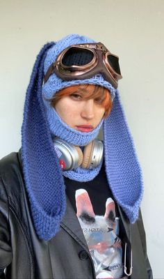 Looks Chic, 가을 패션, Knitted Hat, Mode Vintage, Character Outfits, Mode Inspiration, Crochet Fashion, Dandy