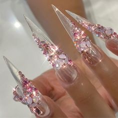 Sparkle Nail Designs, Stilleto Nails Designs, Edge Nails, Sassy Nails, Diy Acrylic Nails, Nails Design With Rhinestones, White Acrylic Nails, Work Nails, Exotic Nails