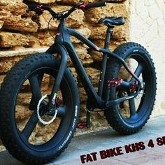 ===> Лучший сайт для велосипедистов по версии BikeGo. Fat Bike Mountain, Eletric Bike, Mountain Bike Art, Electric Bike Kits, Green Bike, Bicycle Mountain Bike, Fat Tire Bikes, Cruiser Bicycle, Mtb Bike Mountain