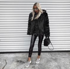 Cold Outfits, Coat Outfits, Classy Chic, Autumn Winter Fashion, Chic Style, Winter Fashion, Fashion Beauty, Fashion Inspo, Coats Jackets