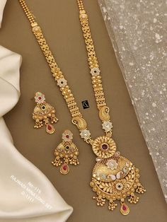 Long Gold Necklace Indian, Long Gold Necklace, Gold Beaded Necklace, Jewelry Pakistani, Gold Necklace Indian, Necklace Indian, Gold Jewelry Stores, Indian Necklace, Gold Long Necklace