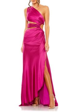 Enchant the masses in this head-turning satin gown topped by a single shoulder and cut from smooth satin that's ready for you to dance the night away. 61" length One-shoulder neck Lined 100% polyester Spot clean Imported Asian Owned/Founded Vestidos Color Coral, Neutral Dresses, Engagement Party Dresses, Spring Wedding Guest Dress, Bodycon Evening Dress, Bridal Bridesmaid Dresses, Satin Gown, Mac Duggal, Multicolor Dress