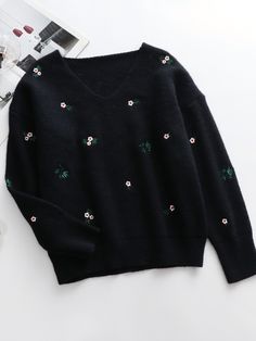 Black Black Sweater Embroidery, Cute Knitwear, Embroidery On Sweaters, Spring Months, Knitting Sweater, Black Sweats, Embroidery Sweater, Black Knit Sweater, Embroidery Sweatshirt