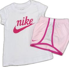 White Casual Sports Sets, White Casual Sets For Spring, Casual White Spring Sets, White Nike Summer Sets, Nike White Summer Sets, White Nike Casual Sets, Nike Casual White Sets, White Nike Playwear Sets, Nike White Casual Sets