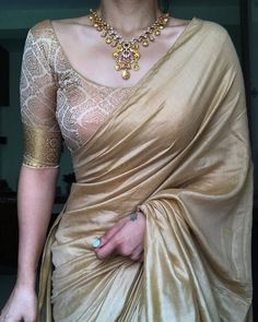 Traditional Blouses, Blouse Ideas, New Saree Blouse Designs, Fancy Sarees Party Wear, Sari Dress, Indian Saree Blouses Designs