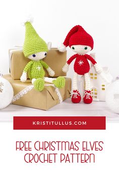 two crocheted christmas elves sitting next to boxes with presents on the floor and text overlay that says free christmas elves crochet pattern