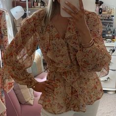 Never Worn Blouse. Excellent Condition! New Without Tags Feminine Peach Blouse For Day Out, Peach Feminine Blouse For Day Out, Chic Orange Floral Print Blouse, Chic Orange Blouse With Floral Print, Chic Orange Top For Brunch, Chic Peach Top For Fall, Chic Apricot Blouse For Spring, Chic Apricot Tops For Brunch, Chic Orange Blouse For Spring