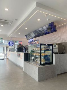 the inside of a fast food restaurant