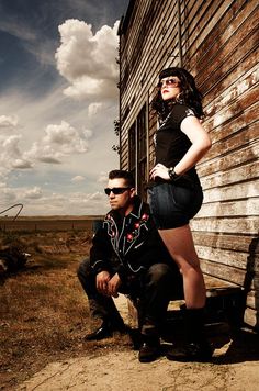 Southwest Gothic, Rockabilly Couple, Gothic Country, Greaser Style, 1970 Mustang, Pinup Photoshoot, Western Engagement, Rockabilly Wedding, Neo Gothic