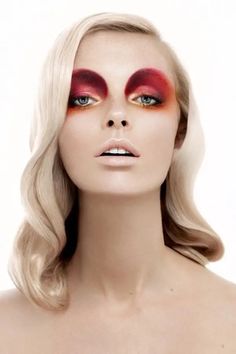 Extreme Make-up, Catwalk Makeup, Fashion Editorial Makeup, Fantasy Make-up, Drag Make-up, High Fashion Makeup, Make Up Inspiration, Avant Garde Makeup, Runway Makeup