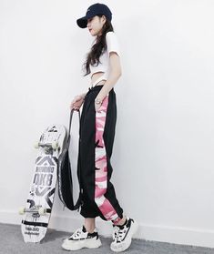 HARAJUKU STREETSTYLE CAMO SIDE STRIP CARGO PANTS No Lining/Fleece Lining Available Please Pay Attention When Ordering! Drawstring Closure SIZE INFO S - Waist 54-88cm/21-35", Length 92cm/36.2" M - Waist 56-92cm/22-36", Length 94cm/37" L - Waist 58-96cm/23-37", Length 96cm/37.8" XL - Waist 60-98cm/24-38", Length 98cm/38.6" XXL - Waist 62-100cm/25-39", Length 100cm/39.4" NOTE: DUE TO VERY HIGH DEMAND, PLEASE ALLOW 12-20 DAYS FOR DELIVERY. Harajuku Black Pants With Pockets, Harajuku Style Black Pants With Pockets, Black Baggy Harajuku Pants, Black Baggy Harajuku Style Pants, Black High Waist Casual Joggers, Casual High Waist Black Joggers, Black Harajuku High Waist Pants, White Harajuku Style Bottoms For Streetwear, Black Harajuku Streetwear Pants