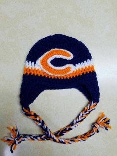 a crocheted chicago bears hat is shown