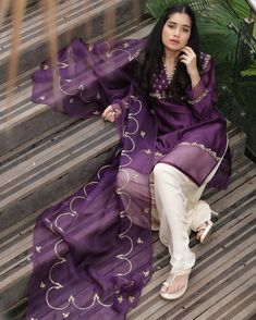 Dress For Mehndi, Maharani Designer Boutique, Color Dresses, Pakistani Fashion Casual, Pakistani Dresses Casual, Pakistani Fashion Party Wear, Pakistani Fancy Dresses, Beautiful Pakistani Dresses